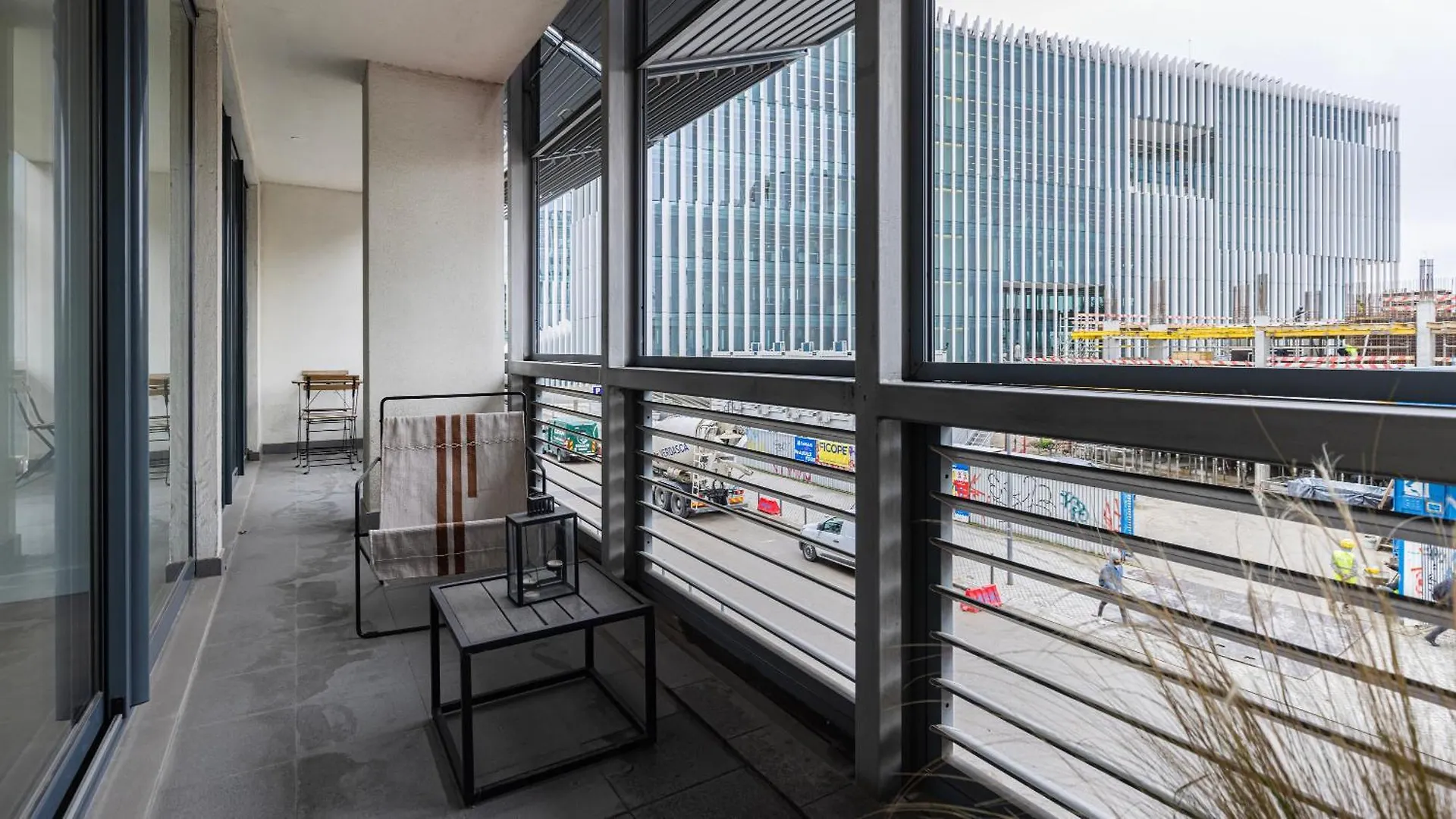 Classy 3Bdr Property By Lovelystay Lisbon Apartment